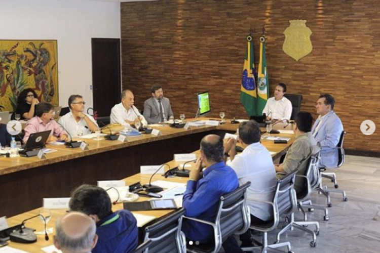 O governador do Ceará anunciou a criação de novas 80 vagas para o curso de medicina da UECE. (Foto: Divulgação / Instagram @camilosantanaoficial)