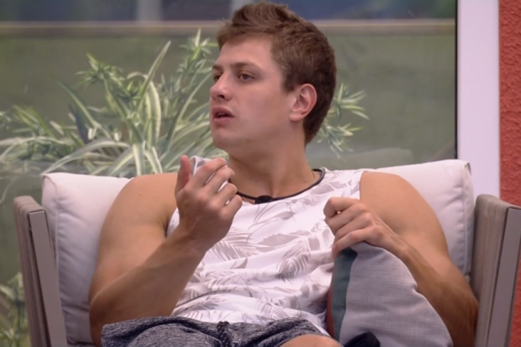 Lucas foi o quarto eliminado do reality show;