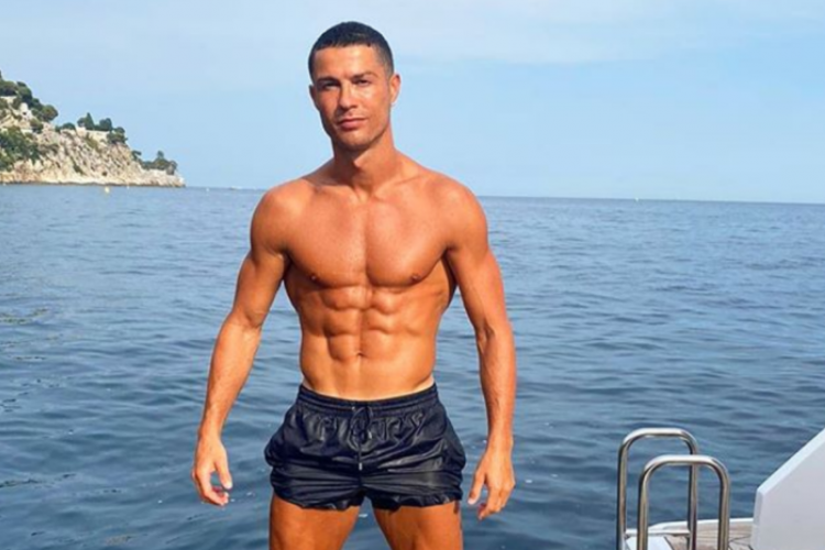 Aos 36 anos de idade, Cristiano Ronaldo mantém seu ritmo e alto nível; confira rotina e dieta do CR7