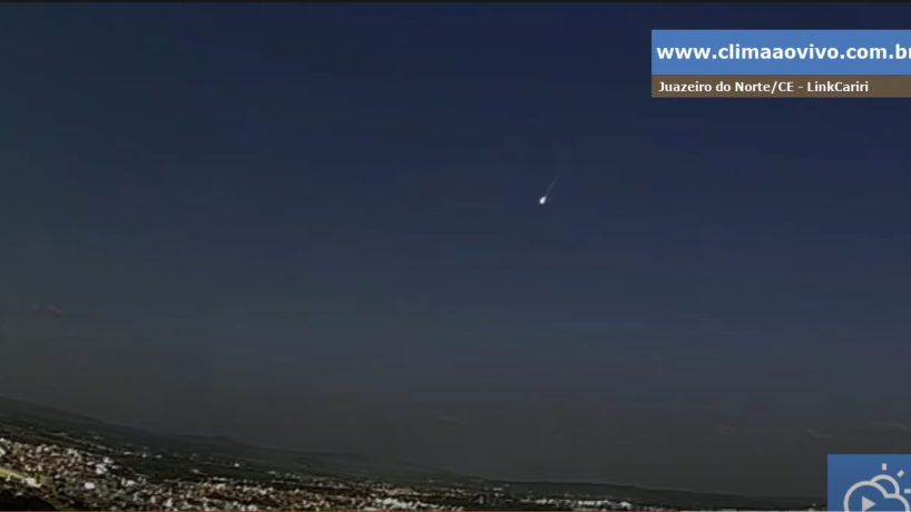 Meteoro registrado pela Clima ao Vivo passando por Juazeiro do Norte/CE(foto: Reprodução/Clima ao vivo)