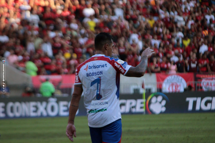 Robson foi autor do gol que abriu o placar para o Fortaleza no duelo contra o Flamengo. 