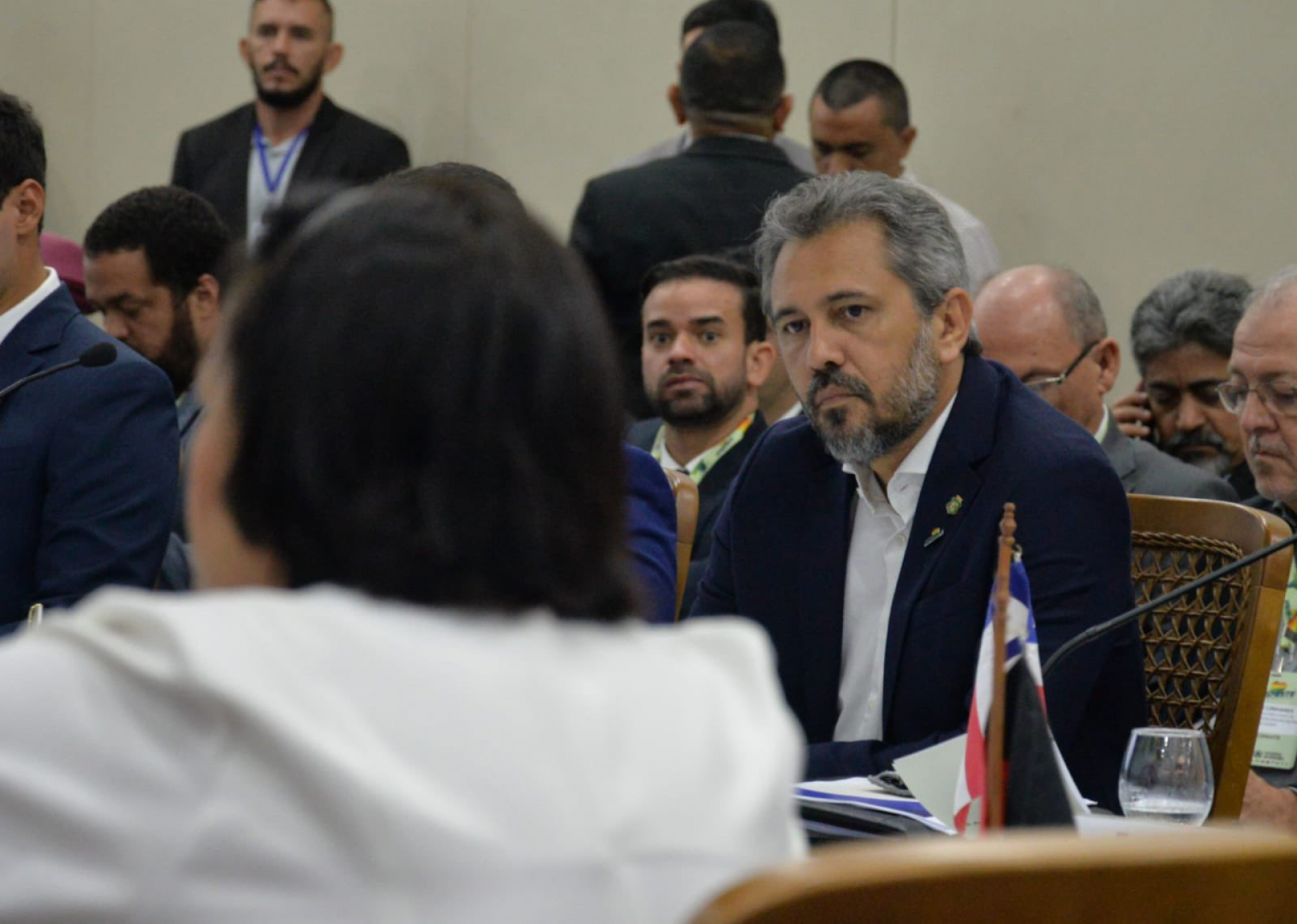 Governador do Ceará, Elmano de Freitas durante reunião com o Consórcio Nordeste 