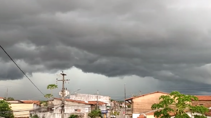 Todo o Ceará tem risco médio para chuvas intensas