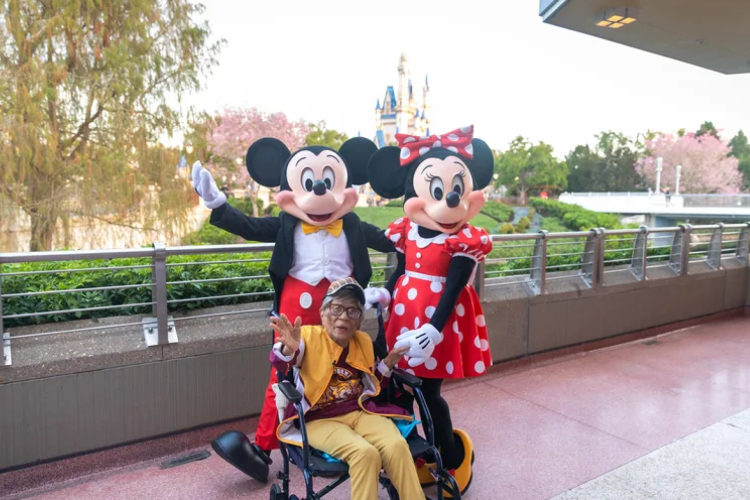 Magnolia Jackson comemorou aniversário de 106 anos no Walt Disney World Resort