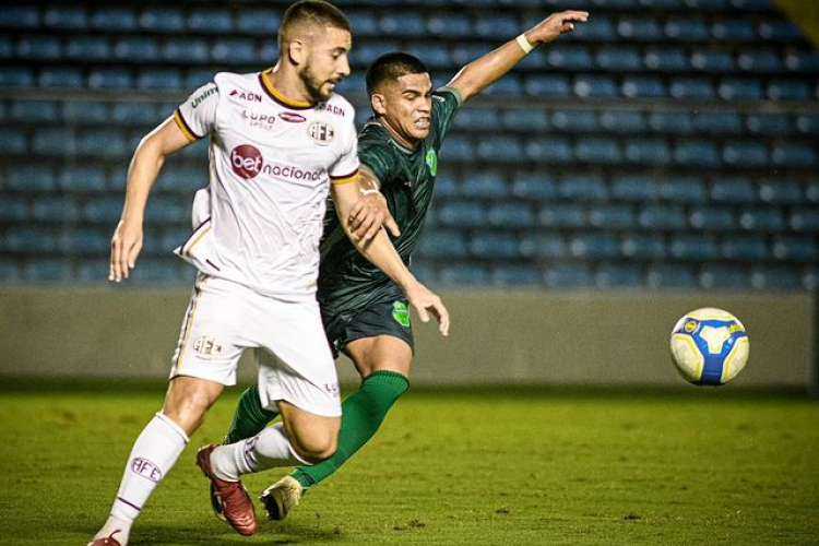 Ainda sem pontuar na Série C, equipe da Vila Manoel Sátiro enfrentou a Ferroviária na noite deste sábado, 4 de maio, quando perdeu por 4 a 1