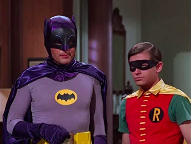 Depois da série, o ator precisou fazer aparições públicas vestido de Batman para ganhar dinheiro. Em 1977, ele voltou à cena como o Batman, dublando o desenho “As Novas Aventuras do Batman”.