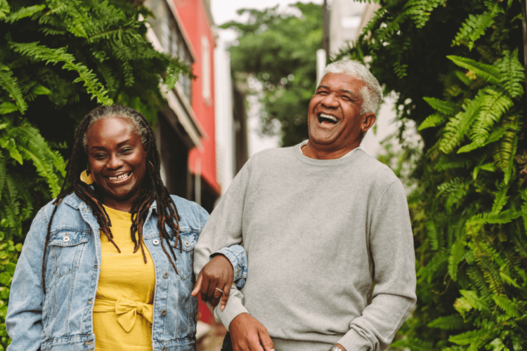 Reservar tempo de qualidade em casal é importante para promover a cumplicidade (Imagem: Jacob Lund | Shutterstock)