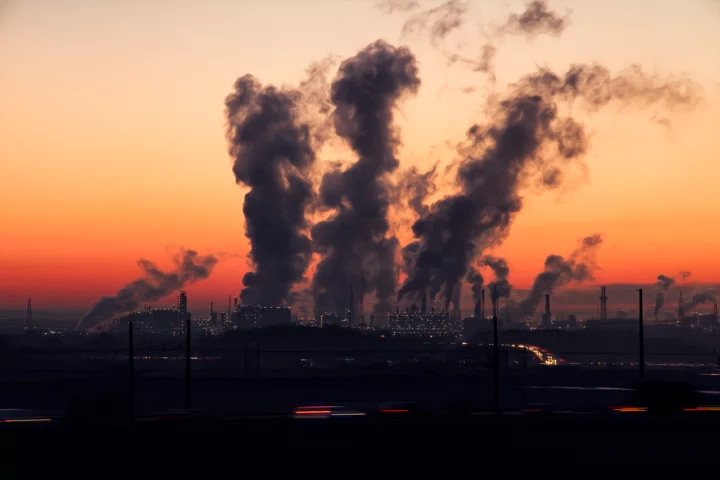 O Dia de Combate à Poluição é comemorado nesta terça-feira (14/08). A data serve como um alerta para a necessidade de refletir sobre os impactos negativos que a poluição causa ao meio ambiente e à saúde humana.