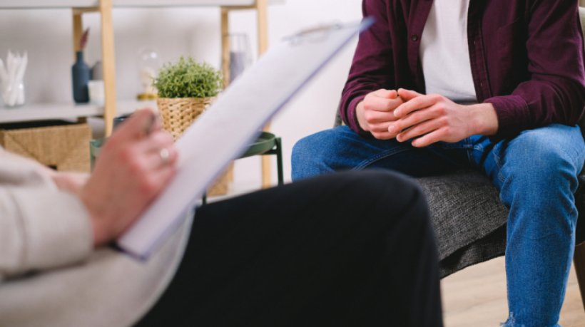 Os atendimentos serão realizados por alunos de Psicologia, sob a supervisão de professores mestres e doutores, de forma gratuita